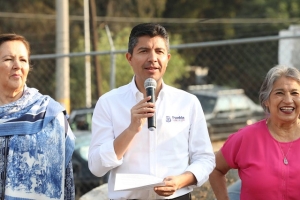 Avanza obra para llevar agua potable en San Jerónimo Caleras