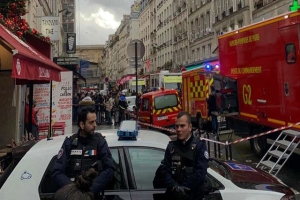 Tragedia en París: reportan al menos tres muertos y tres heridos por tiroteo