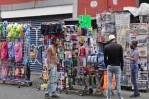 Proponen a ambulantes ocupar periferia del Centro Histórico&quot;