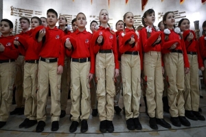 Desde los 8 años hasta los 18: Ejército joven en Rusia jura lealtad a la “madre patria”