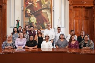 Pepe Chedraui sostuvo un encuentro con mujeres líderes de colonias del municipio