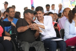 Entrega SMDIF Puebla aparatos funcionales a 500 personas con discapacidad o movilidad reducida