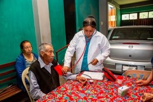 Ofrece SMDIF consultas a domicilio a través del programa médico imparable