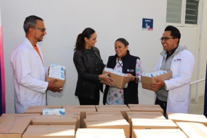 SMDIF Puebla recibió donativo de 20 mil jeringas para la aplicación de insulina a pacientes con diabetes