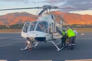 Gobierno estatal asegura atención médica a mujer embarazada con traslado a Tehuacán