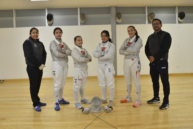 Gana dos medallas de plata el equipo de esgrima de la BUAP en el Campeonato Nacional Universitario