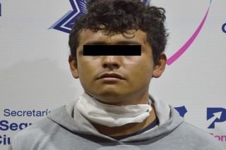 De manera ilesa, rescata policía municipal de puebla a chofer de tractocamión privado de su libertad