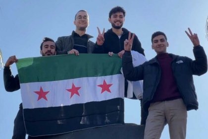 Refugiados sirios comienzan regreso desde Turquía tras caída de Al Asad; van más de 30 mil