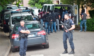 Detienen a dos personas por la explosión en Lyon que dejó 13 heridos