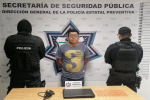Presunto vendedor de droga y artículos robados es detenido por la SSP en Plaza Tolín