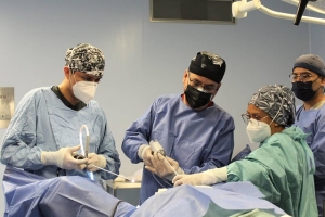 Realiza ISSSTEP primeras cirugías en Puebla contra la Hiperplasia Benigna de Próstata