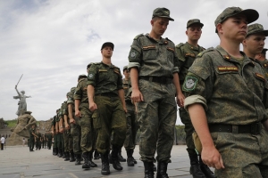 Putin firma decreto para incrementar contingente del ejército ruso