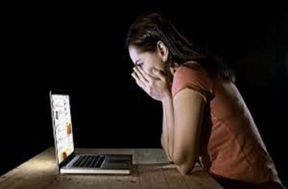 10.6 millones de mujeres sufrieron ciberacoso en 2024