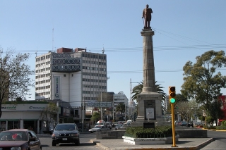 La historia real de la estatua de Benito Juárez de Puebla en La Paz
