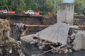 Ayuntamiento de Puebla atiende hundimiento en bulevar Vicente Suárez