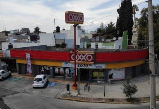 ¡Asalto cinematográfico en el Mirador! empleados fueron maniatados y viven para contar el horror