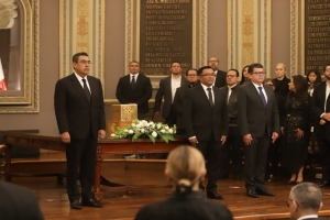 Realizan en el Congreso del Estado homenaje póstumo a Carlos Navarro 