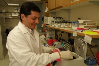 Alfredo Torres, un vacunólogo de talla mundial, orgullo BUAP