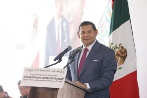 Puebla fortalece educación digital con 79 mil Becas de Conectividad en 2025