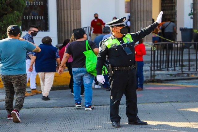 Más de 360 mil personas visitaron los panteones de Puebla durante la temporada de día de muertos 2021