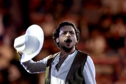 Christian Nodal y sus padres enfrentarán audiencia por presunta falsificación de contratos, según abogado