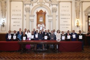 Rinden protesta presidentas y presidentes de juntas auxiliares del municipio de Puebla