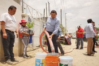 Las necesidades sociales, como la escasez de agua, se atienden con prontitud y cercanía: Armenta