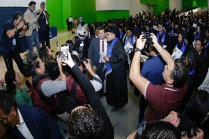 El futuro de Puebla está en las juventudes con conciencia crítica: Armenta 