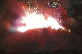 Sin tregua; continúan explosiones y caída de ceniza por &quot;Don Goyo&quot;