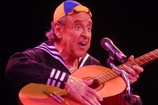 Reaparece Kiko en Perú: Carlos Villagrán continúa en el escenario a los 81 años