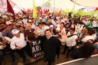 Vamos a reactivar la economía de la sierra nororiental con carreteras: Armenta  