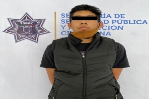 Detiene policía de San Andrés Cholula a presunto responsable de robo de vehículo