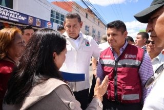 Supervisa gobernador Armenta pavimentación en Camino Real a Cholula y Zavaleta