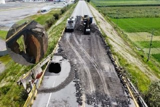 Avanza 40% la reparación del socavón en boulevard Aeropuerto; prevén concluir en una semana